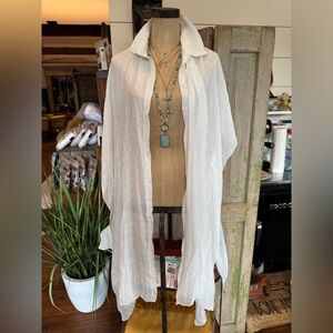 Elegant White Women's Tunic